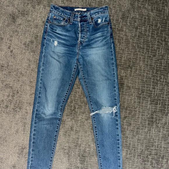 LEVI JEANS - Picture 2 of 4